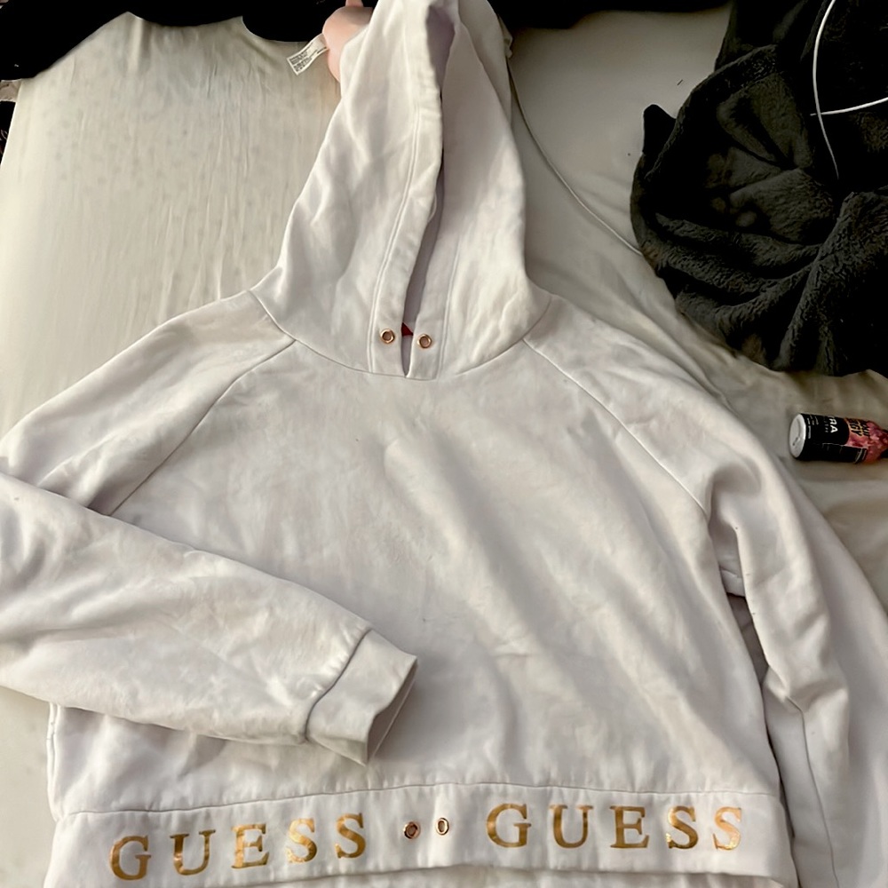 XL cropped GUESS hoodie